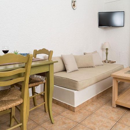 Villa Plori Makrýgialos Екстериор снимка