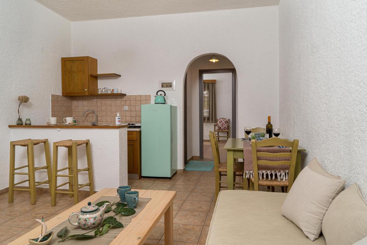 Villa Plori Makrýgialos Екстериор снимка